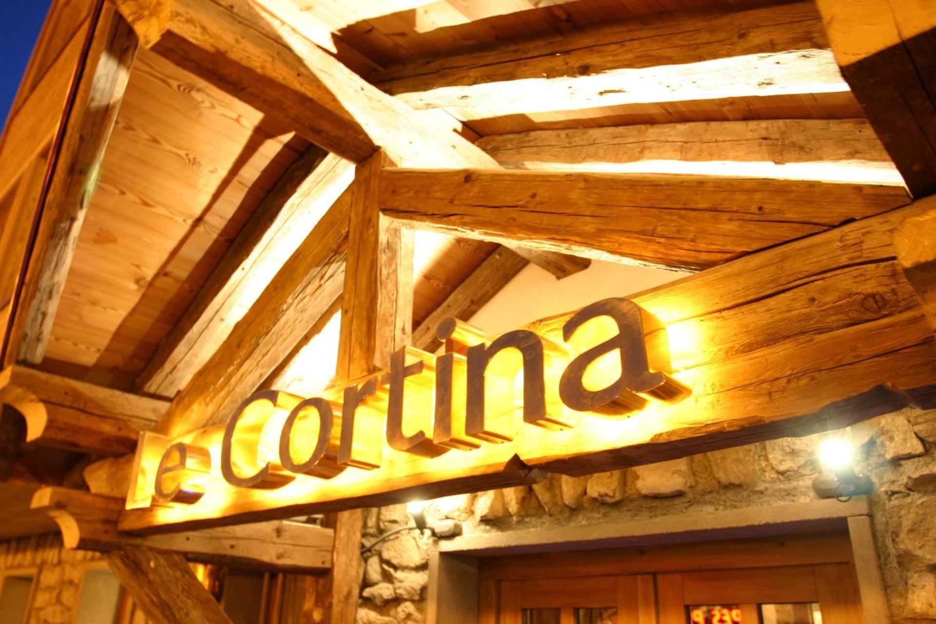 Cortina - 34 - Vue Montagne - 8 Pers *